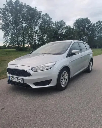 samochody osobowe Ford Focus cena 26500 przebieg: 250000, rok produkcji 2015 z Łaszczów